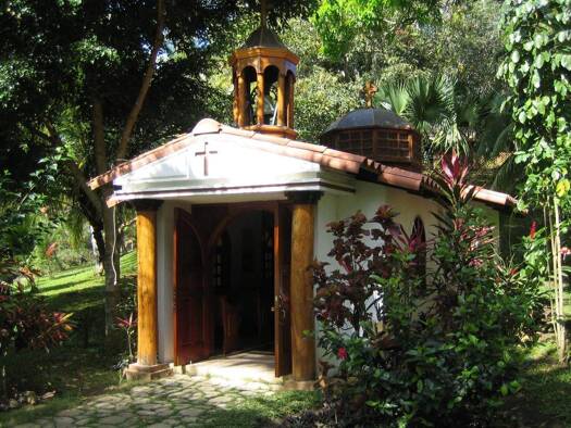 Hotel zum Kauf 2.040.976 € 25 Zimmer 335.889 m² Grundstück Benque Viejo Benque Viejo