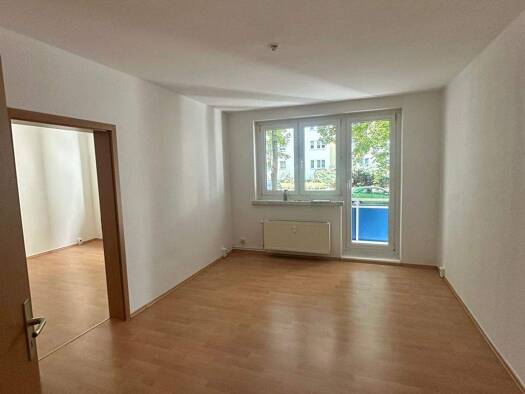 Wohnung zur Miete 360 € 2 Zimmer 48,4 m² EG frei ab sofort Förderstedter Str. 98 Leipziger Str. Magdeburg 39112