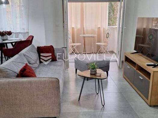 Studio zur Miete 1.100 € 1 Zimmer 55 m² 1. Geschoss Sijana Monvidal - Monte Ghiro
