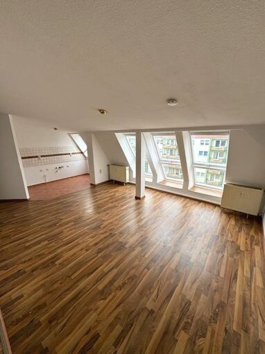 Maisonette zur Miete 760 € 4 Zimmer 95 m² 3. Geschoss frei ab sofort Tismarstr. . Olvenstedter Platz Magdeburg 39108