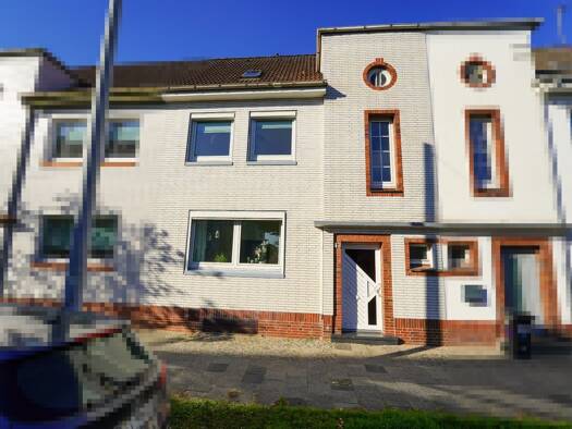 Reihenmittelhaus zum Kauf 189.000 € 5 Zimmer 115 m² 173 m² Grundstück Geestemünde Bremerhaven 27570