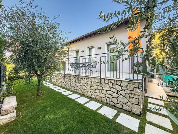 Haus zum Kauf 670.000 € 5 Zimmer 120 m² 300 m² Grundstück frei ab sofort Bardolino 37011