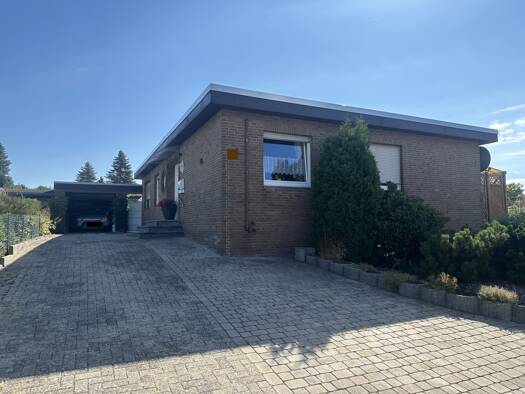 Bungalow zum Kauf 269.000 € 3 Zimmer 127 m² 738 m² Grundstück frei ab sofort Bassum 27211