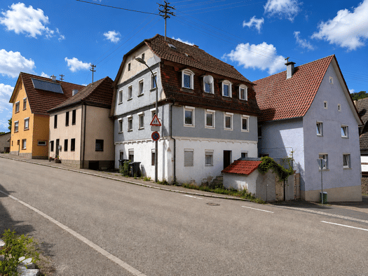 Haus zum Kauf 149.000 € 8 Zimmer 220 m² 136 m² Grundstück Morsbach Künzelsau 74653