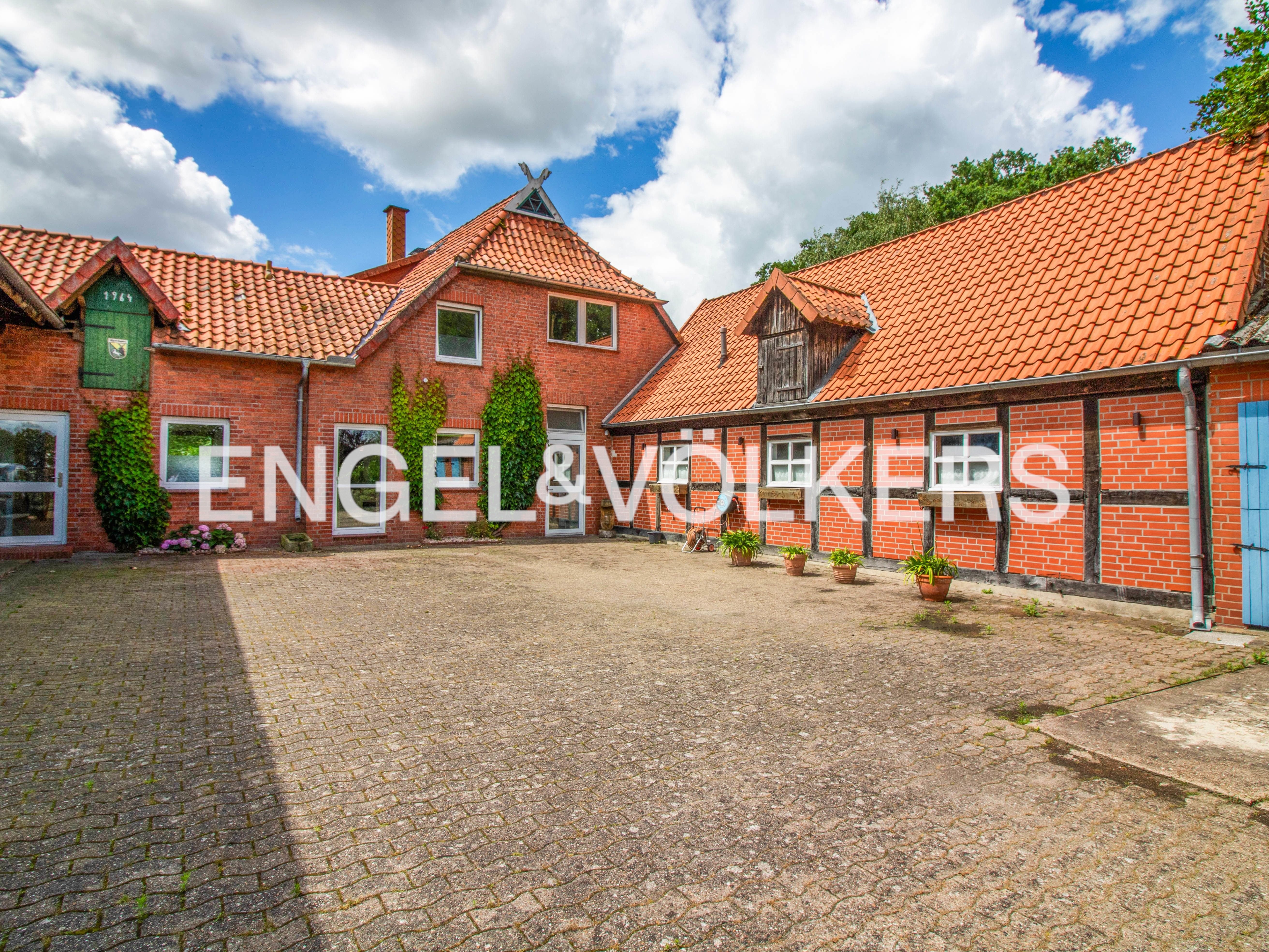 Bauernhaus zum Kauf 495.000 € 6 Zimmer 189 m²<br/>Wohnfläche 5.064 m²<br/>Grundstück Hoyerhagen 27318