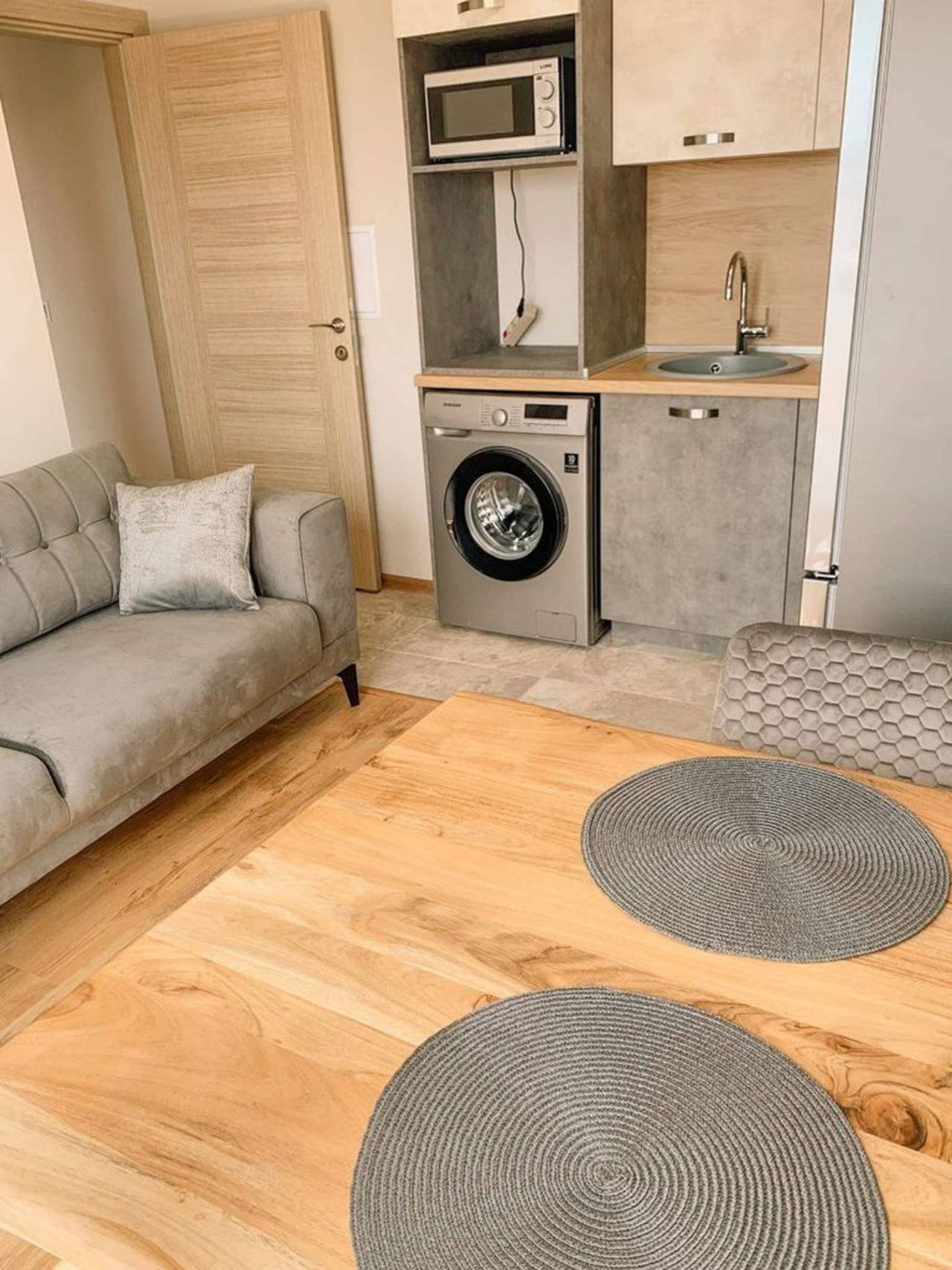 Studio zum Kauf 121.000 € 2 Zimmer 61 m²<br/>Wohnfläche 5.<br/>Geschoss Ravda 8238