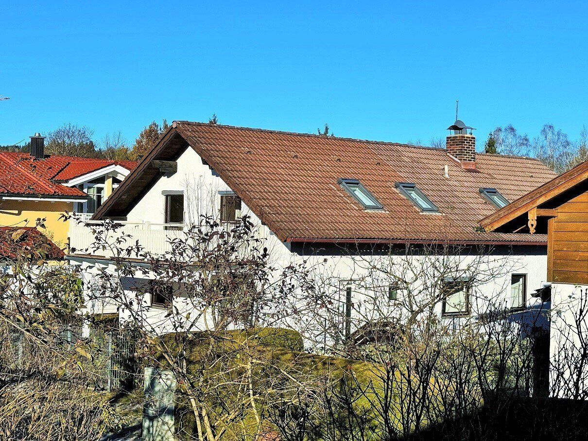 Mehrfamilienhaus zum Kauf provisionsfrei 1.080.000 € 8 Zimmer 208 m²<br/>Wohnfläche 480 m²<br/>Grundstück ab sofort<br/>Verfügbarkeit Kampberg Tutzing 82327