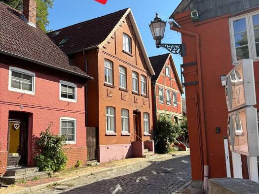 Mehrfamilienhaus zum Kauf 205.000 € 5 Zimmer 110 m² 335 m² Grundstück frei ab sofort Lauenburg/Elbe 21481