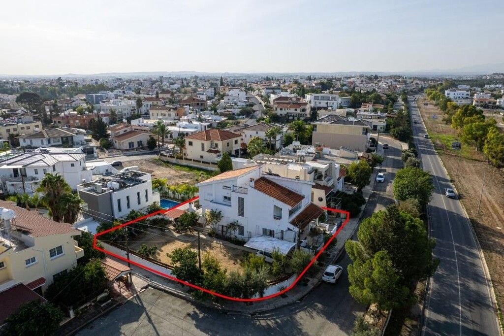 Einfamilienhaus zum Kauf 505.000 € 238 m²<br/>Wohnfläche Nicosia