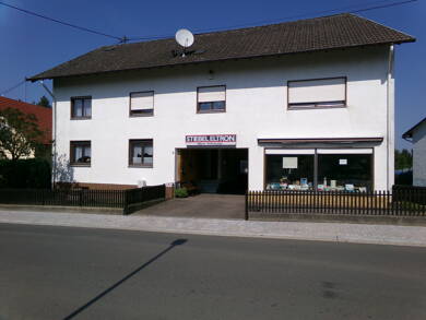 Einfamilienhaus zum Kauf 299.000 € 7 Zimmer 210 m² 1.422 m² Grundstück frei ab sofort Streitberg Brachttal 63636