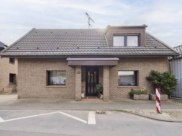 Einfamilienhaus zum Kauf 439.000 € 6 Zimmer 123 m² 421 m² Grundstück Esch/Auweiler Köln 50765