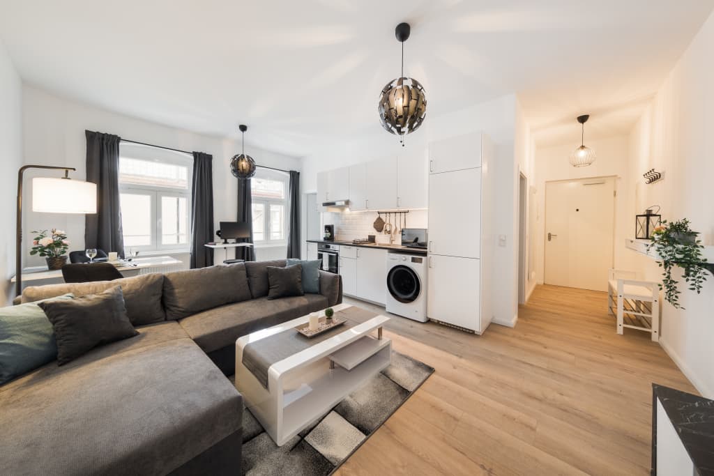 Wohnung zur Miete Wohnen auf Zeit 1.881 € 1 Zimmer 37 m²<br/>Wohnfläche 24.01.2025<br/>Verfügbarkeit Prinzenallee Gesundbrunnen Berlin 13357