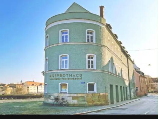 Wohnung zur Miete 999 € 1 Zimmer 37 m² Geschoss 3/3 frei ab sofort Keplerstraße 20 Innenstadt Regensburg 93047