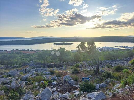 Acker-/Waldstück zum Kauf 35.000 € Punat Punat 51521