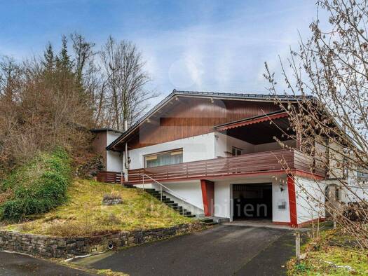 Einfamilienhaus zum Kauf 289.000 € 3 Zimmer 114,8 m² 1.572 m² Grundstück Schönenberg Ruppichteroth 53809