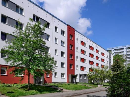 Wohnung zur Miete 415 € 3 Zimmer 60,8 m² 4. Geschoss frei ab 01.09.2026 Berliner Straße 118 Berliner Platz Erfurt 99091