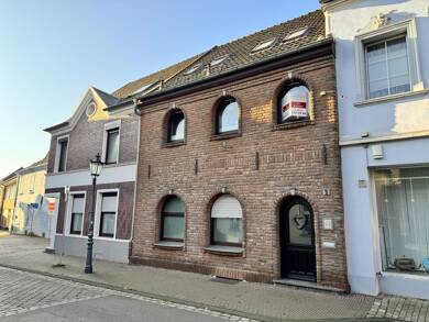 Wohn- und Geschäftshaus zum Kauf als Kapitalanlage geeignet 469.000 € 563 m² 336 m² Grundstück Issum Issum 47661