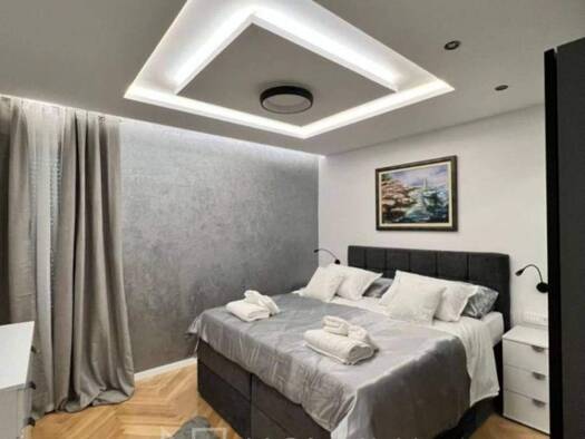 Studio zur Miete 1.000 € 1 Zimmer 45 m² 1. Geschoss Split