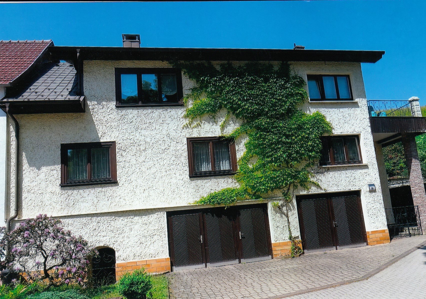 Mehrfamilienhaus zum Kauf 165.000 € 7 Zimmer 236 m²<br/>Wohnfläche 2.909 m²<br/>Grundstück Altendambach Schleusingen 98553