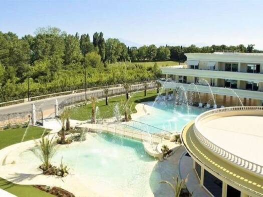 Studio zum Kauf 340.000 € 3 Zimmer 80 m² EG frei ab sofort Via Aureliano Desenzano del Garda