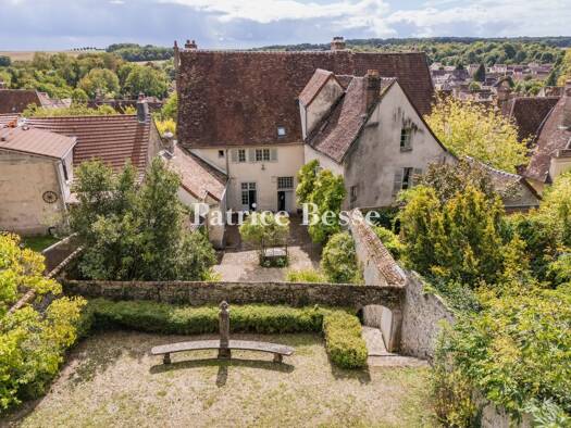 Einfamilienhaus zum Kauf 430.000 € 7 Zimmer 411 m² 2.925 m² Grundstück Donnemarie-Dontilly 77520