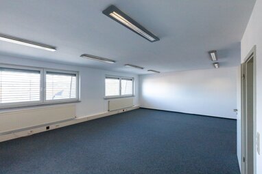 Bürofläche zur Miete provisionsfrei 8,50 € 2 Zimmer 84 m² Bürofläche Otto-Hahn-Str. 15A Bad Camberg Bad Camberg 65520