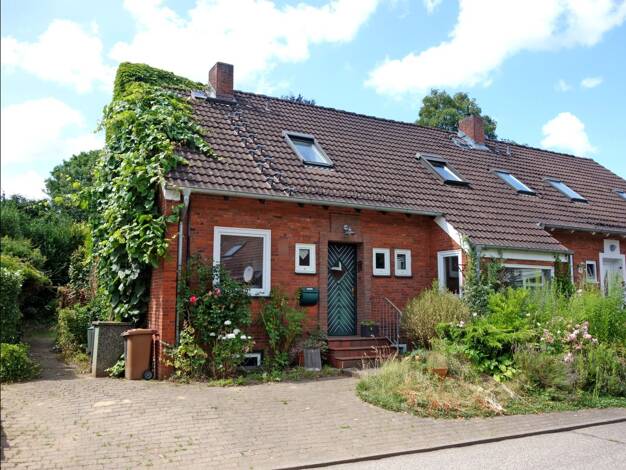 Doppelhaushälfte zum Kauf 249.000 € 5 Zimmer 135 m² 358 m² Grundstück Itzehoe 25524