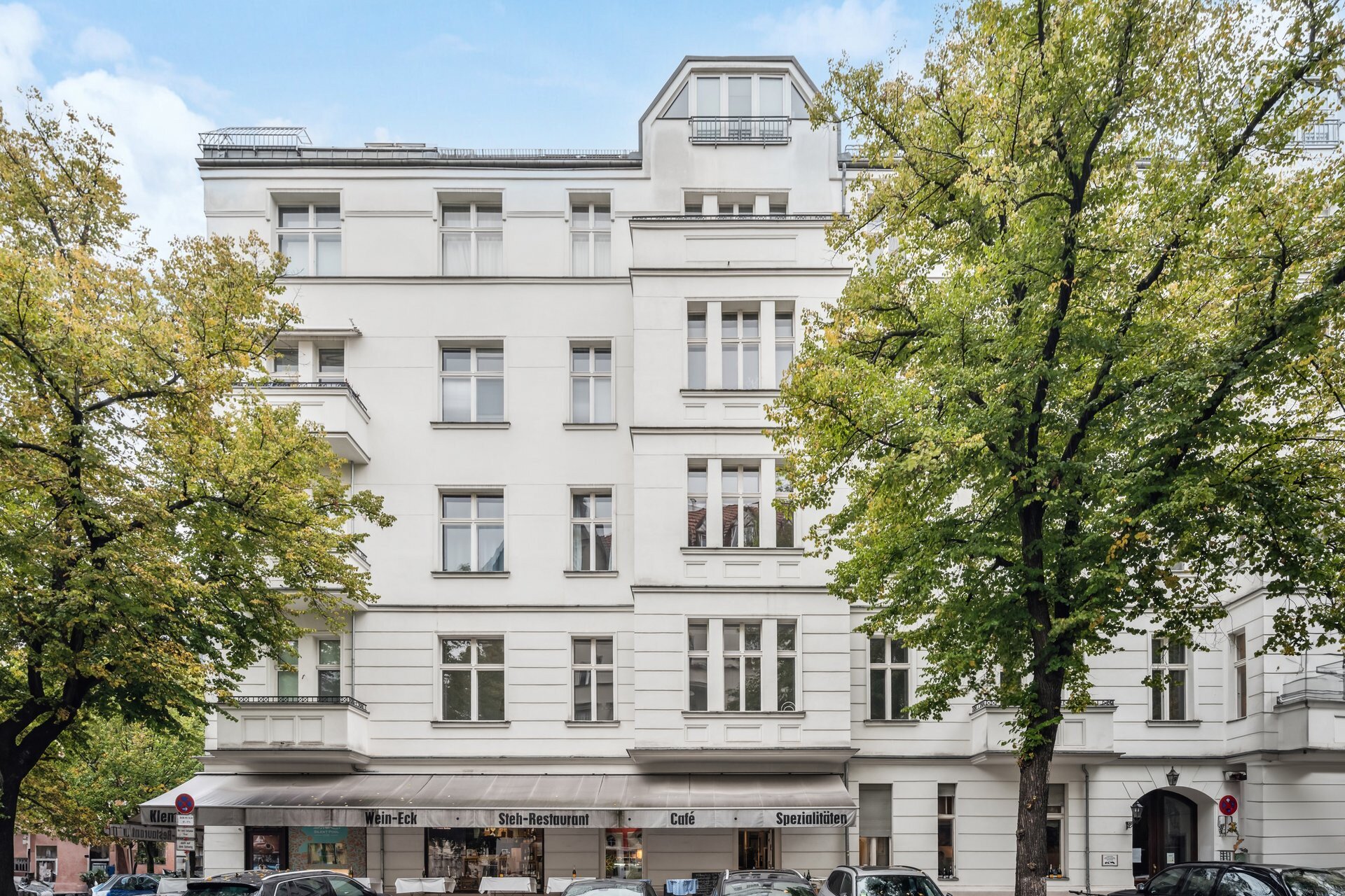 Wohnung zum Kauf 598.000 € 2 Zimmer 84 m²<br/>Wohnfläche 1.<br/>Geschoss Charlottenburg Berlin-Charlottenburg 10629