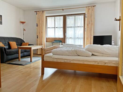 Wohnung zum Kauf 44.000 € 1 Zimmer 33 m² EG frei ab sofort Zwiesel Zwiesel 94227