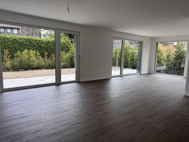 Wohnung zur Miete - Erstbezug 1.700 € 4 Zimmer 145 m² 1. Geschoss frei ab sofort Verl 33415