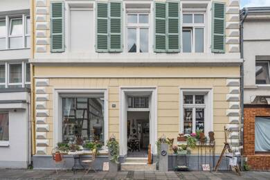 Haus zum Kauf 450.000 € 12 Zimmer 142 m² 243 m² Grundstück Königswinter Königswinter 53639