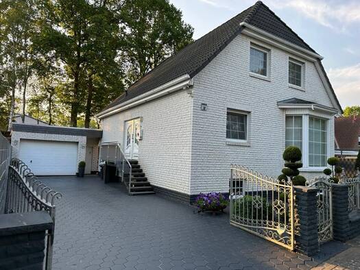 Einfamilienhaus zum Kauf provisionsfrei 777.000 € 6,5 Zimmer 233 m² 407 m² Grundstück Lahe Hannover 30659