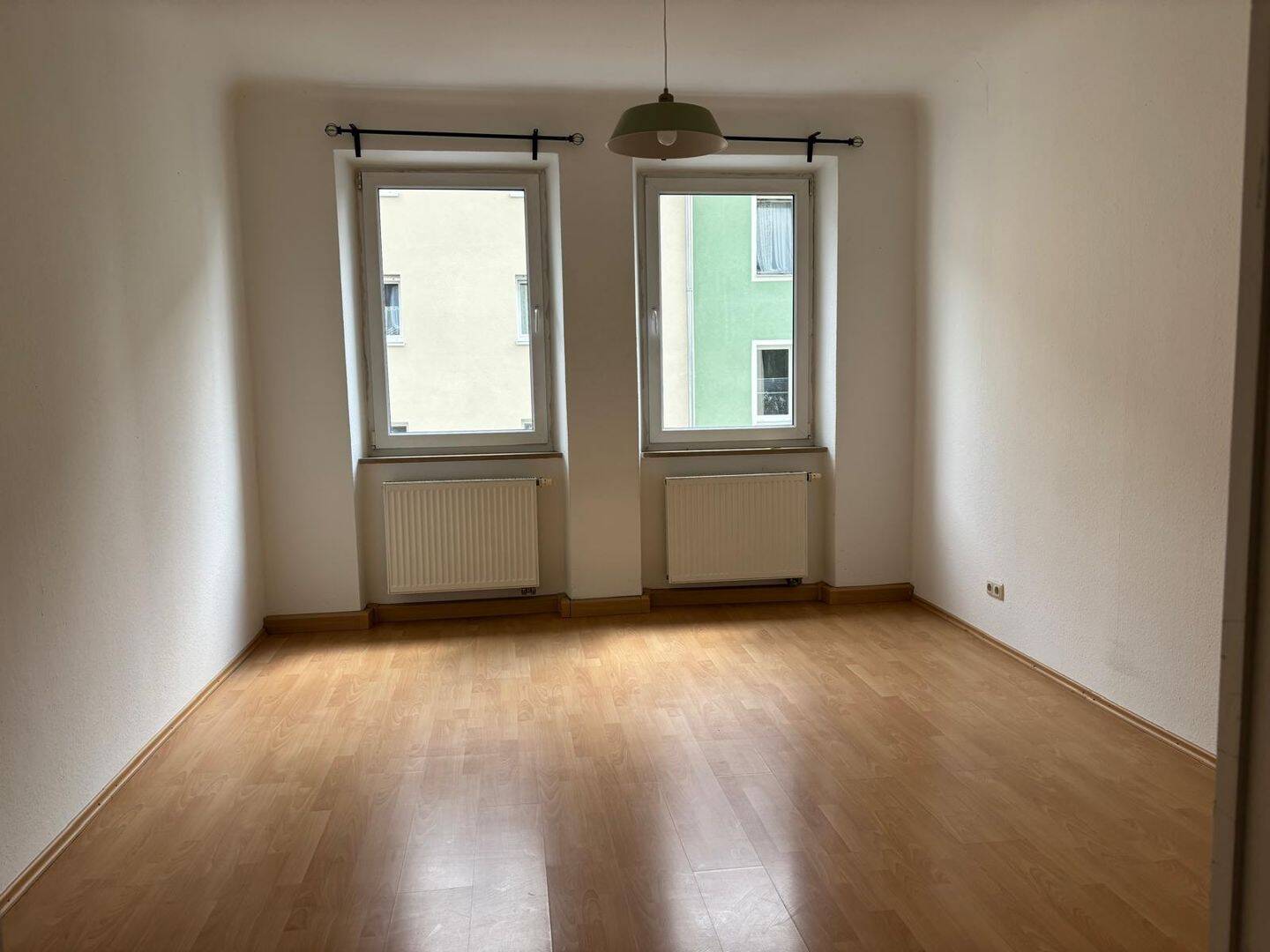 Property thumbnail 9