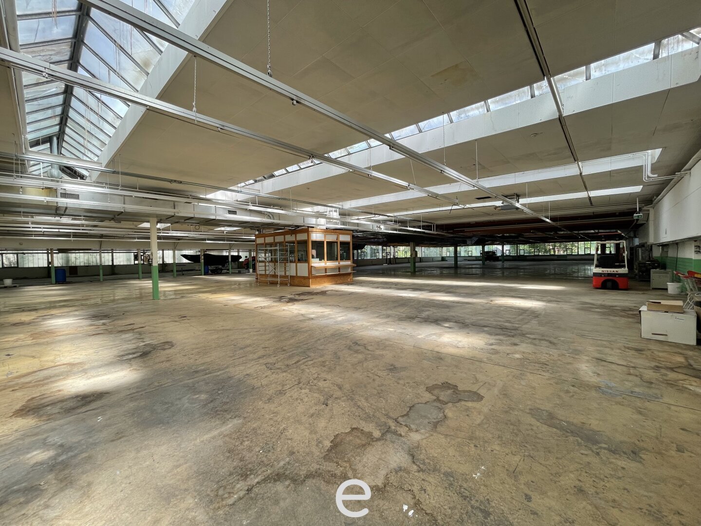 Produktionshalle zur Miete 25.000,30 € 4.118 m²<br/>Lagerfläche Straß im Attergau 4881