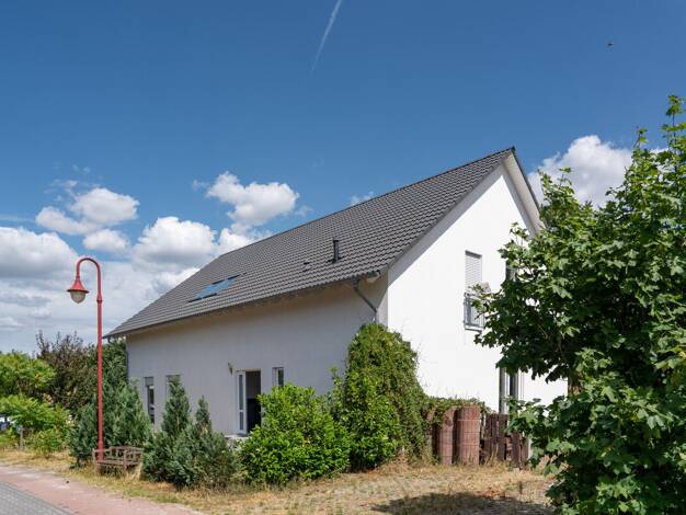 Einfamilienhaus zum Kauf 450.000 € 9 Zimmer 248,2 m² 1.138 m² Grundstück Linthe Linthe 14822