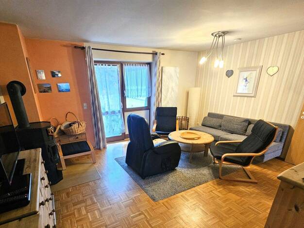 Wohnung zum Kauf 85.000 € 3 Zimmer 80 m² Falkenstein 93167