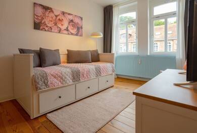 Wohnung zur Miete Wohnen auf Zeit 1.750 € 2 Zimmer 45 m² frei ab 19.06.2025 Ketzerbach 12 Altstadt Marburg 35037