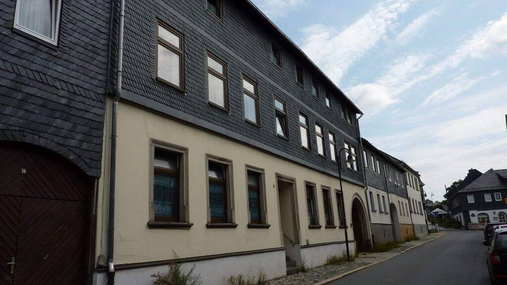 Wohnung zur Miete 260 € 2 Zimmer 50 m² Straße der Jugend 8 Lehesten 07349