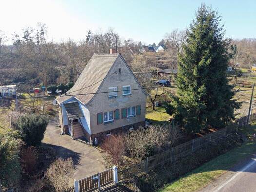 Einfamilienhaus zum Kauf 125.000 € 3 Zimmer 67 m² 1.390 m² Grundstück Machern 04827