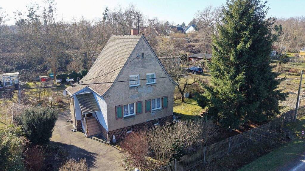 Einfamilienhaus zum Kauf 125.000 € 3 Zimmer 67 m² 1.390 m² Grundstück Machern 04827