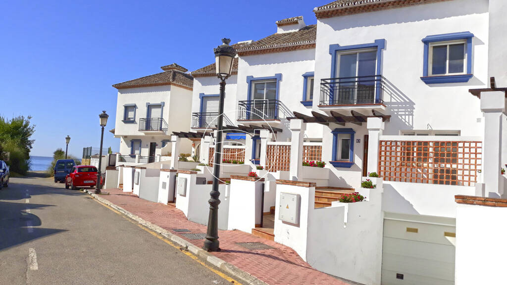 Stadthaus zum Kauf 550.000 € 5 Zimmer 255 m² Estepona 29680