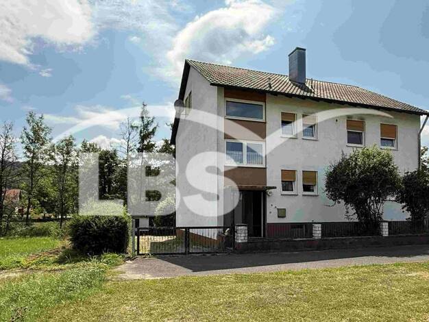 Mehrfamilienhaus zum Kauf 329.000 € 8 Zimmer 180 m² 4.964 m² Grundstück frei ab sofort Wustviel Rauhenebrach 96181