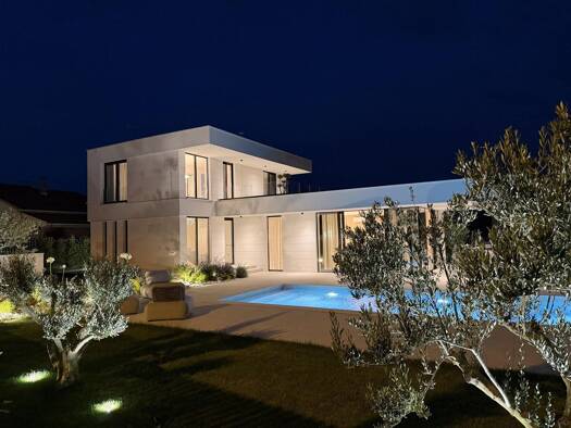 Villa zum Kauf - Erstbezug 1.250.000 € 4 Zimmer 140 m² 700 m² Grundstück frei ab sofort Turanj 23207