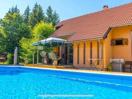 Haus zum Kauf 460.000 € 6 Zimmer 200 m² Kruskovac, Gospic - Okolica Gospic