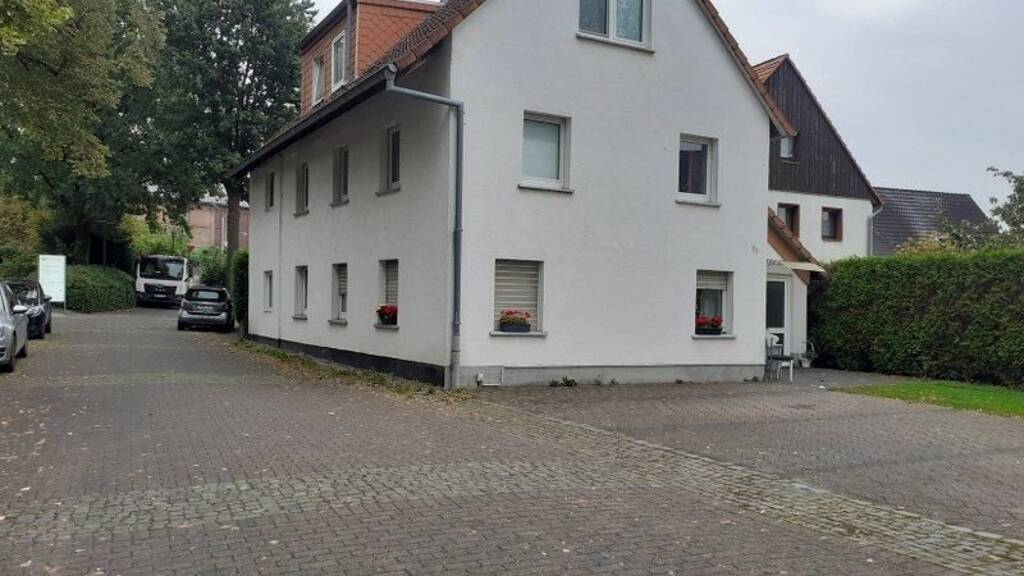 Mehrfamilienhaus zum Kauf 241.300 € 8 Zimmer 166 m² 265 m² Grundstück Bremen Ense 59469