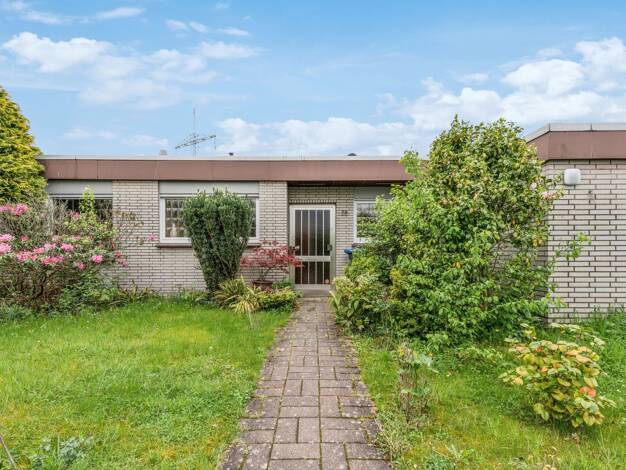 Bungalow zum Kauf 349.000 € 4 Zimmer 98 m² 470 m² Grundstück Rheinkamp Mitte Moers 47445