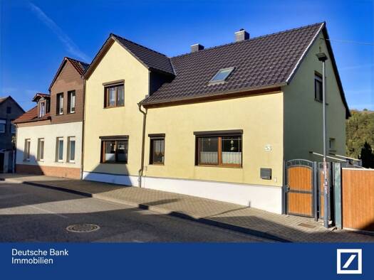 Doppelhaushälfte zum Kauf 169.000 € 6 Zimmer 130 m² 178 m² Grundstück Kreisfeld Hergisdorf 06313