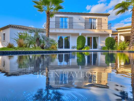 Einfamilienhaus zur Miete 7.500 € 6 Zimmer 240 m² 4.000 m² Grundstück Village-Le Val-Cabrieres Mougins 06250