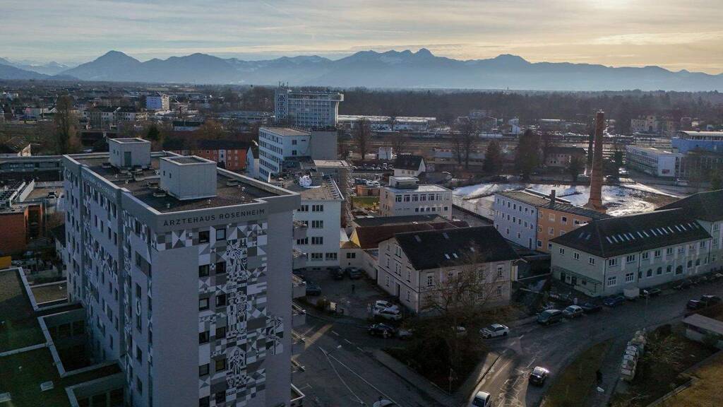 Praxis zum Kauf 480.000 € 152,3 m² Bürofläche Innenstadt Rosenheim 83022