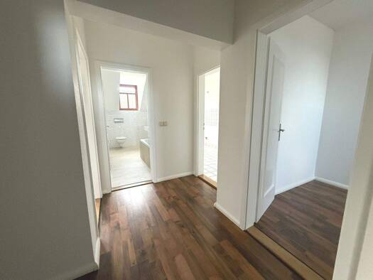 WG-Zimmer zur Miete 355 € 3 Zimmer 64,3 m² 3. Geschoss frei ab sofort Kreherstraße 13 Gablenz Chemnitz 09126